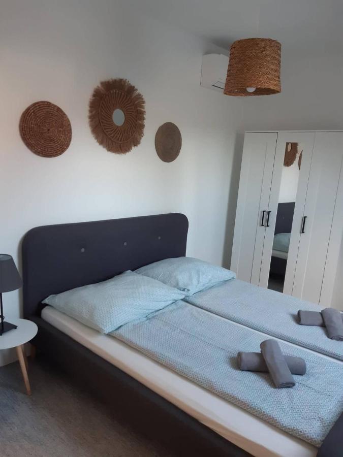 Apartman Soos -- Only For Relaxation, Not For Party! Siofok Exterior photo