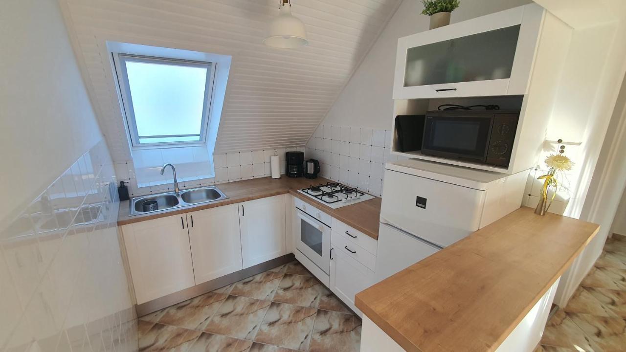 Apartman Soos -- Only For Relaxation, Not For Party! Siofok Exterior photo
