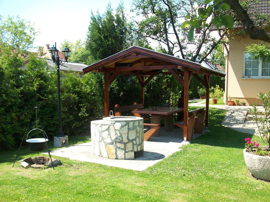 Apartman Soos -- Only For Relaxation, Not For Party! Siofok Exterior photo